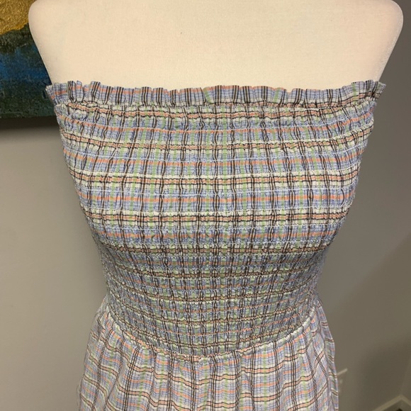 BCBGeneration strapless romper/jumpsuit - Picture 4 of 9